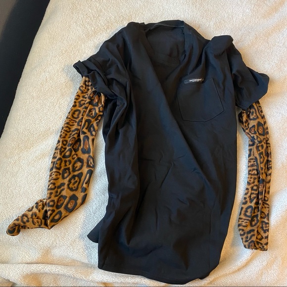 NWT Leopard T shirt Long Sleeves Black - Picture 4 of 9